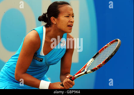 Tennis - AEGON Classic - Tag drei - Edgbaston Priory Club. Die britische Anne Keothavong in Aktion Stockfoto