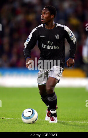 Fußball - FA Barclays Premiership - Crystal Palace gegen Chelsea. Celestine Babayaro, Chelsea Stockfoto