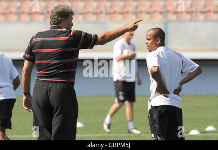 Fußball - Fußball - FIFA WM 2010 - Qualifikationsrunde - Gruppe vier - Aserbaidschan V Wales - Training - Safa-Stadion Stockfoto