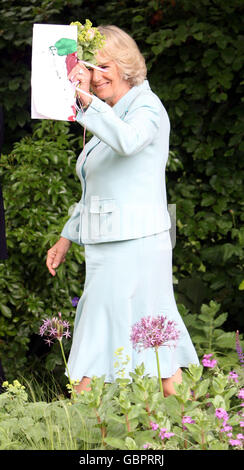 Die Herzogin von Cornwall besucht Kinder im Helen & Douglass House in Oxford. Stockfoto