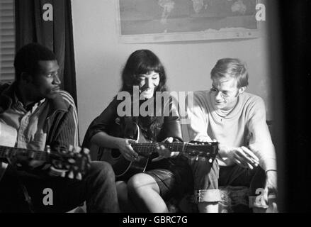 Buffy Sainte-Marie, Taj Mahal und Fritz Richmond Stockfoto