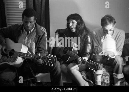 Buffy Sainte-Marie, Taj Mahal und Fritz Richmond Stockfoto