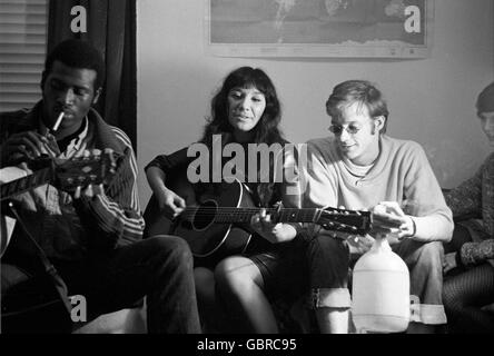 Buffy Sainte-Marie, Taj Mahal und Fritz Richmond Stockfoto