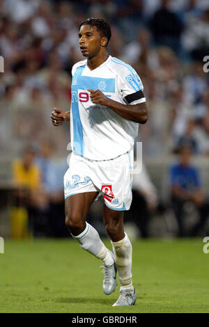 Fußball - Französische Premiere Division - Olympique Marseille gegen Metz. Habib Beye, Olympique Marseille Stockfoto