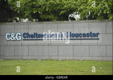 Ein allgemeiner Blick auf das Cheltenham & Gloucester Schild am Hauptsitz auf Barnett Way, Gloucester. Stockfoto