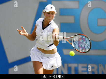 Die russische Jekaterina Makarova in Aktion während der AEGON International im Devonshire Park, Eastbourne. Stockfoto