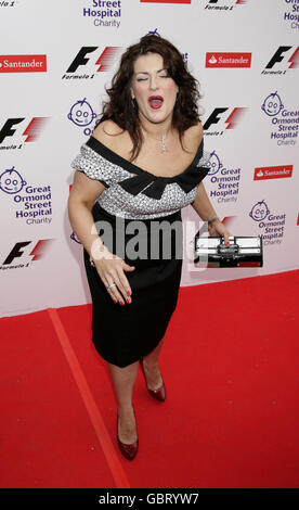 F1 Party - London. Jodie Prenger kommt zur Formel-1-Party im V&A Museum in Kensington, West London. Stockfoto