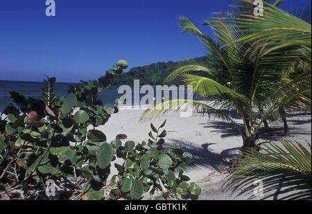 der Strand von Tela in der Nähe von San Pedro Sula am Meer sowie in Honduras in Mittelamerika Stockfoto