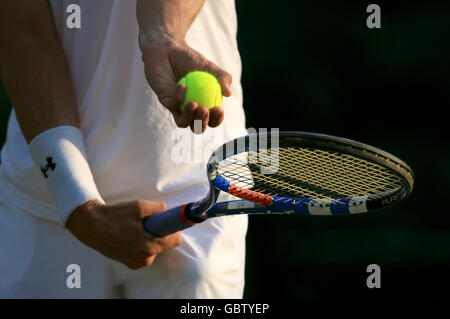 Tennis - Wimbledon Championships 2009 - Tag fünf - All England Lawn Tennis und Croquet Club. Der russische Igor Andreev im Kampf gegen den italienischen Andreas Seppi Stockfoto