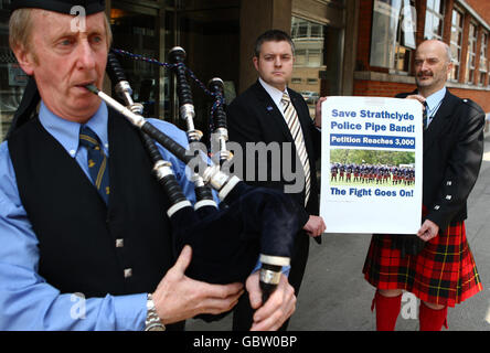 Strathclyde Police Pipe Band Kürzungen Stockfoto