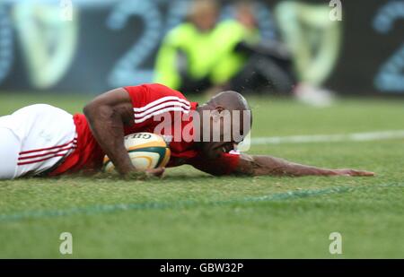Ugo Monye von britischen und irischen Lions punktet auf Platz drei seiner Seiten Versuchen Sie es Stockfoto