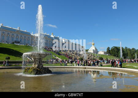 Peterhof Palast und Gärten, Russland Stockfoto