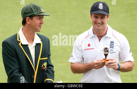 Cricket - Asche-2009 - Npower erste Test - England V Deutschland - England-Netze - Sophia Gärten Stockfoto