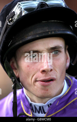 Pferderennen - Haydock Park Racecourse. Ryan Moore, Jockey Stockfoto