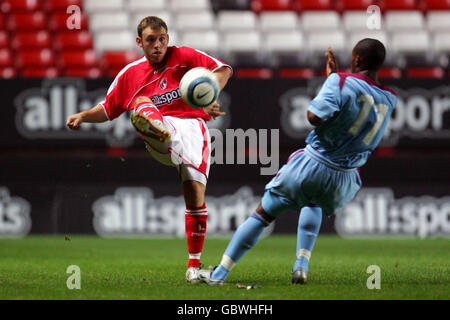 Fußball - Barclaycard Reserve League South - Charlton Athletic gegen West Ham United. Barry Fuller, Charlton Athletic Stockfoto