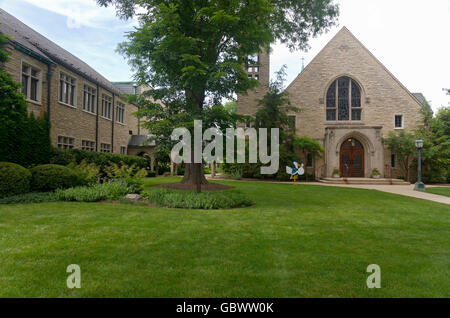 Kirche von gotische Wiederbelebung und Prairie Schule Baustil in westlichen Quellen illinois Stockfoto