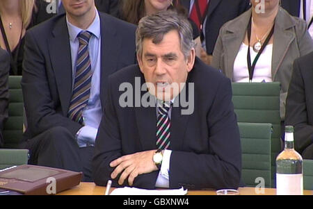 Premierminister Gordon Brown gibt dem Unterhaus-Verbindungsausschuss im Unterhaus, London, Beweise. Stockfoto