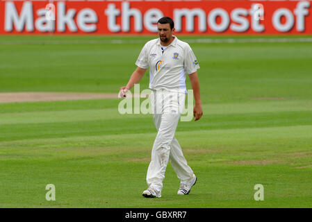 Cricket - Liverpool Victoria County Championship - Division One - Tag drei - Nottinghamshire / Durham - Trent Bridge. Steve Harmion von Durham Stockfoto