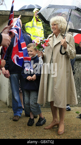 Die Herzogin von Cornwall besucht Ryde Inshore Rescue auf der Isle of Wight. Stockfoto