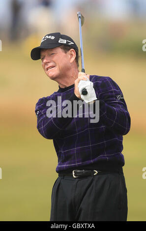 Golf - The Open Championship 2009 - Runde Drei - Turnberry Golf Club. Der US-Amerikaner Tom Watson auf dem 3. Fairway Stockfoto