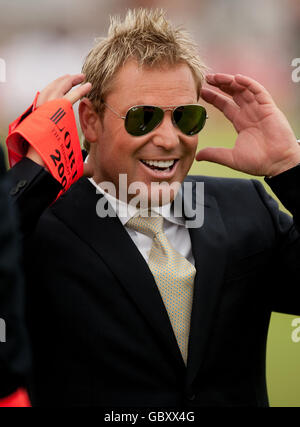 Cricket - The Ashes 2009 - npower Second Test - England gegen Australien - Tag vier - Lord's. Der ehemalige australische Cricketspieler Shane Warne am vierten Tag des zweiten npower-Test-Spiels in Lord's, London. Stockfoto