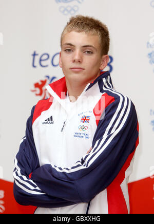 Das britische Jugendteam Swimmer Craig Benson bereitet sich darauf vor, das bevorstehende European Youth Olympic Festival in Tampere in Finnland zu bereisen. DRÜCKEN Sie VERBANDSFOTO. Bilddatum: Freitag, 17. Juli 2009. Photo Credit sollte lauten: Steve Parsons/PA Wire Stockfoto