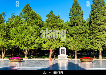 Weg zum runden Erdwall-Altar in Peking Stockfoto