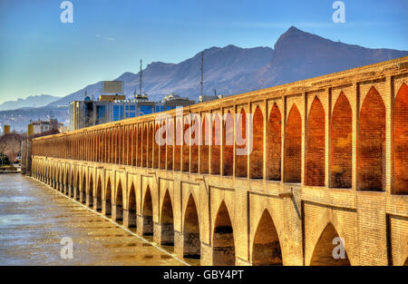 Allahverdi Khan Brücke (Si-o-She Pol) in Isfahan, Iran Stockfoto