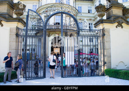 Deutsche Botschaft in (Lobkovicky) Palais Lobkowicz, Hans-Dietrich Genscher Balkon Stockfoto