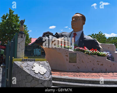 dh St Johns ANTIGUA Karibik Statue von Sir Vere Cornwall Bird erster Premierminister von Antigua Barbuda Stockfoto