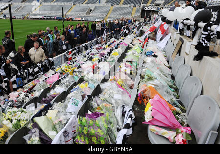 Fußball - Sir Bobby Robson Tribute - St James' Park Stockfoto