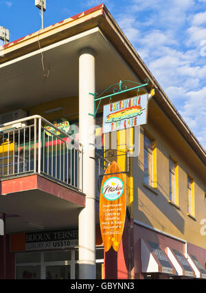 dh St Johns ANTIGUA Karibik Heritage Quay Antigua Barbuda shopping Straßenschilder Leeinseln shop Stockfoto