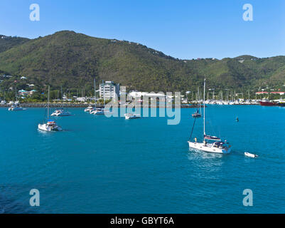 dh Road Town TORTOLA Karibischen Luxus Yacht Boot ankommen Road Town Marina Segelboote Bvi Jungferninseln Stockfoto