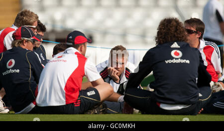 Cricket - The Ashes 2009 - npower Vierter Test - England Nets Session - Tag zwei - Headingley. Andrew Flintoff aus England während der Nets-Sitzung in Headingley, Leeds. Stockfoto