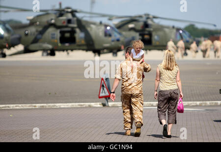 Merlin Hubschrauber zurück Stockfoto