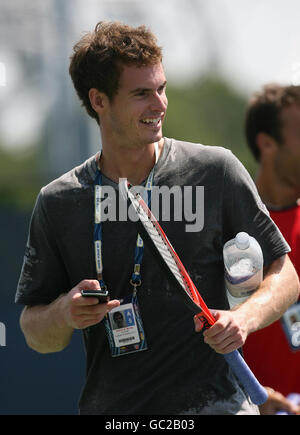 Andy Murray aus Großbritannien während einer Trainingseinheit im Billie Jean King National Tennis Center, New York. Stockfoto