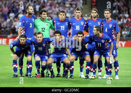 Fußball - FIFA Fußball-Weltmeisterschaft 2010 - Qualifikationsrunde - Gruppe sechs - England gegen Kroatien - Wembley-Stadion. Kroatien Team Group Stockfoto