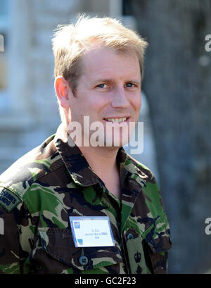 LT. Col. James Morris, der im Rahmen einer Zeremonie in Royal Marines Stonehoue in Plymouth mit dem Distinguished Service Order in der neuesten Operational Honors and Awards-Liste ausgezeichnet wurde. Stockfoto