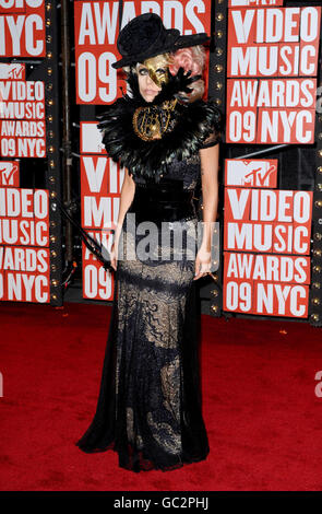 Lady Gaga kommt bei den MTV Video Music Awards 2009 an, die in der Radio City Music Hall in New York City, NY, USA, abgehalten werden. Stockfoto