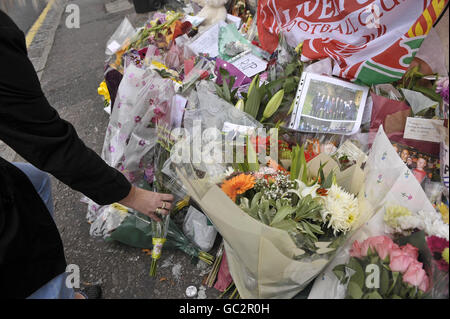 Junge erstochen vor Pub in Bristol Stockfoto