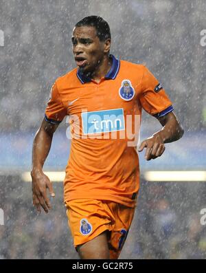 Fußball - UEFA Champions League - Gruppe D - Chelsea / FC Porto - Stamford Bridge. Alvaro Pereira, FC Porto Stockfoto