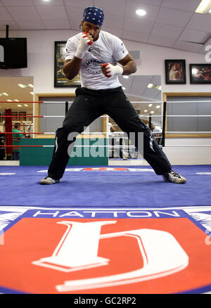 Boxen - Ricky Hatton Photocall - Hatton Gesundheit und Fitness-Studio - Hyde Stockfoto