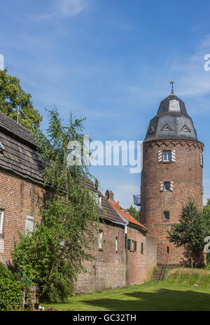 Mühlenturm in der Altstadt von Kranenburg, Deutschland Stockfoto