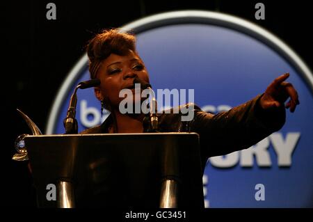 Mercury Music Prize - London. Speech Debelle gewinnt den Barclaycard Mercury Prize 2009 im Grosvenor House Hotel, Park Lane. Stockfoto