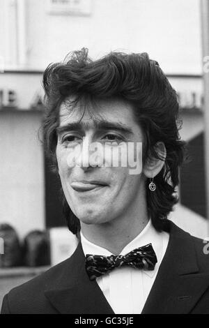 Ein neues Bild von Gary Holton, 30, Leadsänger bei der Punkband Heavy Metal Kids, jetzt einer der Schauspieler in ITV's preisgekrönter Serie 'auf Wiedersehen Pet'. Stockfoto