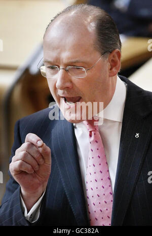 Finanzminister John Swinney während seiner Haushaltsankündigung im schottischen Parlament in Edinburgh. Stockfoto