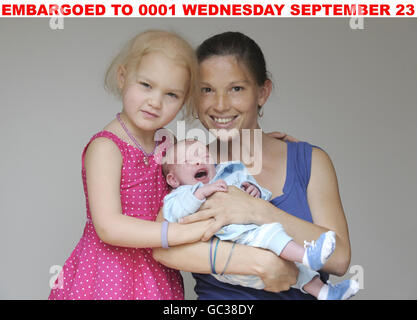 Erstes Baby Great Ormond Street Hospital Stockfoto