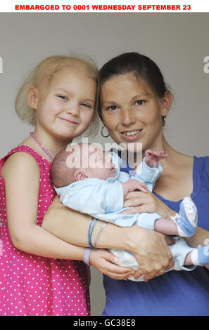 Erstes Baby Great Ormond Street Hospital Stockfoto