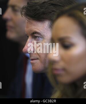 Mandelson besucht British School of Performing Arts Stockfoto