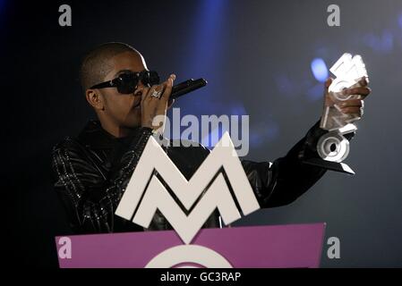Chipmunk auf der Bühne mit dem Best Hip-Hop Act Award Die MOBO Awards 2009 beim SECC in Glasgow Stockfoto